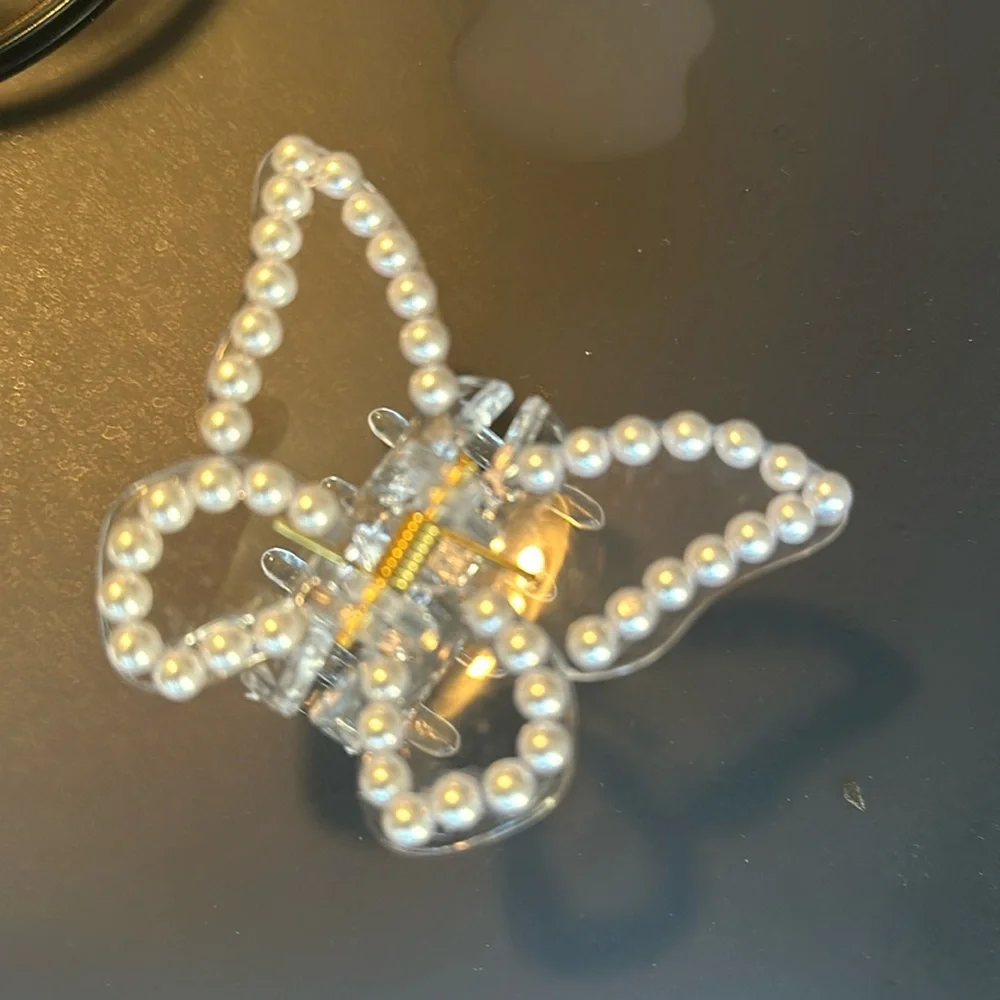 N/A pearl butterfly
